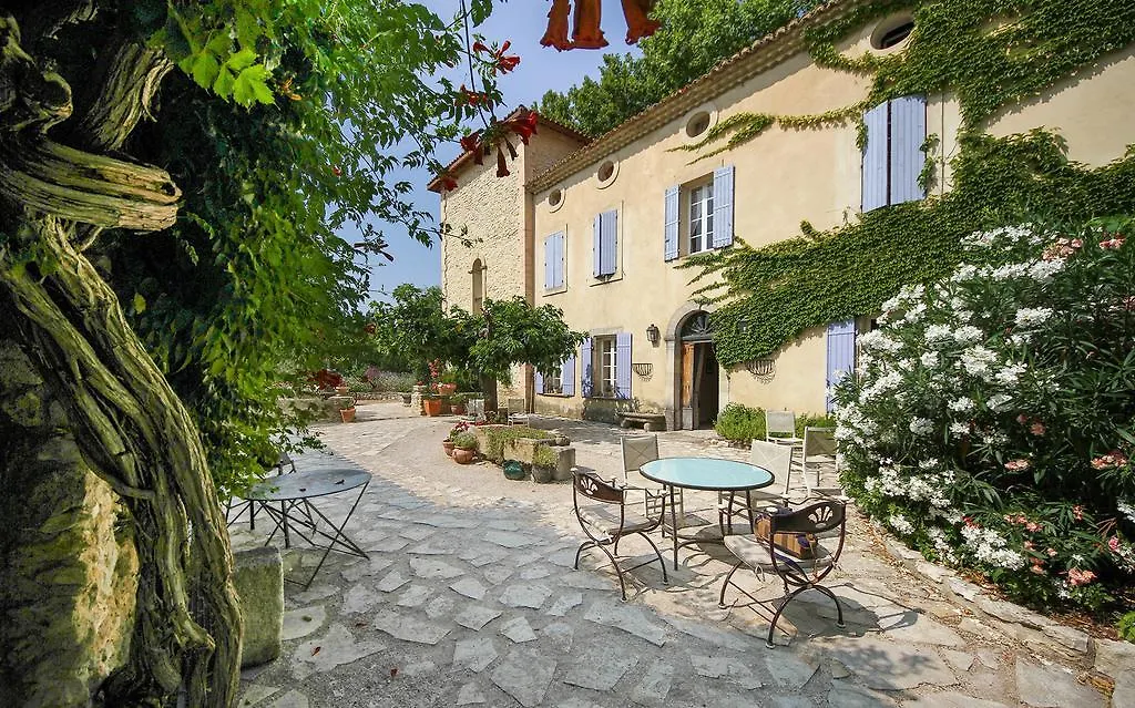 Gite Des Carmes And Spa Le Thor